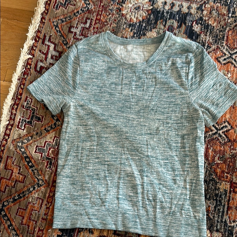 Blue Heathered Short Sleeve Top